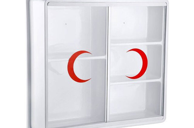 Ecza Dolabı Camı